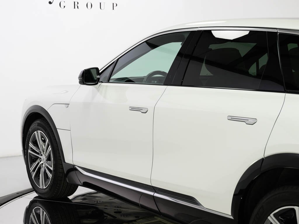 2025 Cadillac LYRIQ Luxury 2 $70K MSRP All Wheel Drive   - Photo 27 - Sarasota, FL 34243