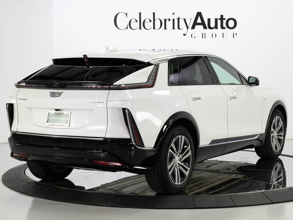 2025 Cadillac LYRIQ Luxury 2 $70K MSRP All Wheel Drive   - Photo 7 - Sarasota, FL 34243