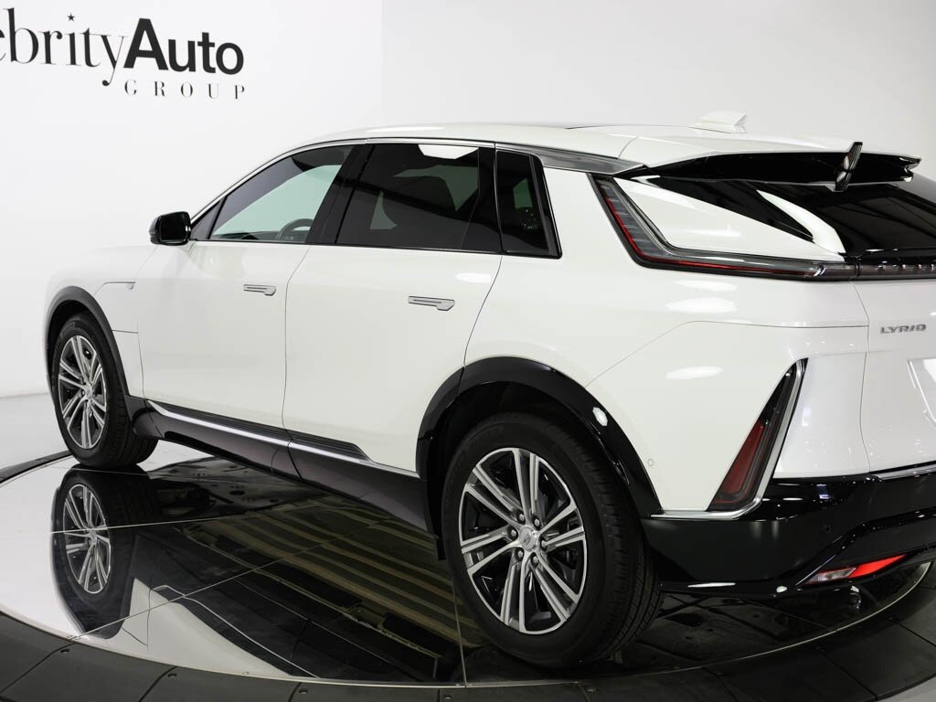 2025 Cadillac LYRIQ Luxury 2 $70K MSRP All Wheel Drive   - Photo 23 - Sarasota, FL 34243