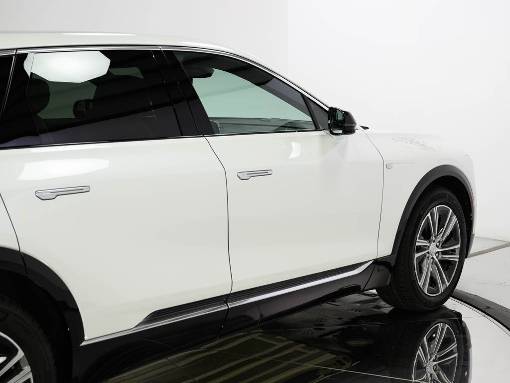 2025 Cadillac LYRIQ Luxury 2 $70K MSRP All Wheel Drive   - Photo 26 - Sarasota, FL 34243