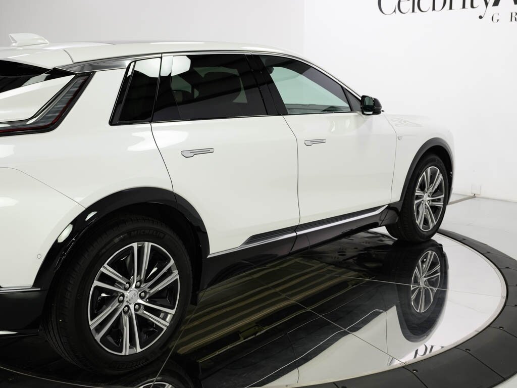 2025 Cadillac LYRIQ Luxury 2 $70K MSRP All Wheel Drive   - Photo 24 - Sarasota, FL 34243