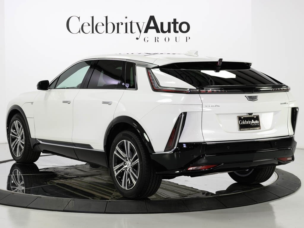 2025 Cadillac LYRIQ Luxury 2 $70K MSRP All Wheel Drive   - Photo 5 - Sarasota, FL 34243
