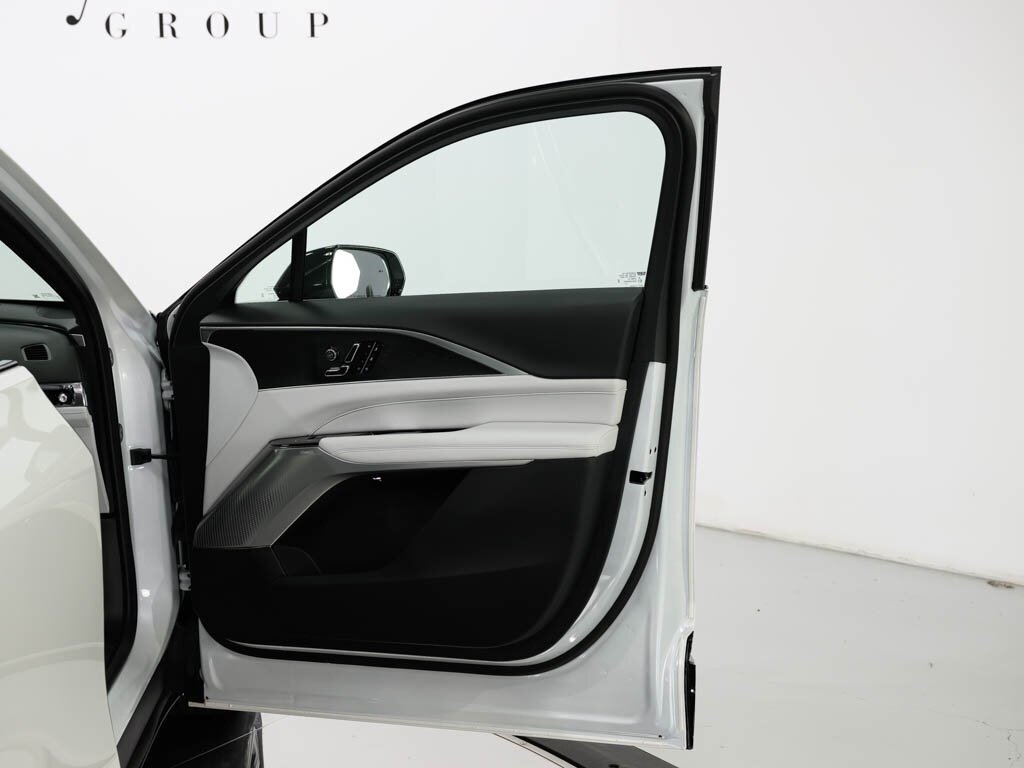 2025 Cadillac LYRIQ Luxury 2 $70K MSRP All Wheel Drive   - Photo 37 - Sarasota, FL 34243