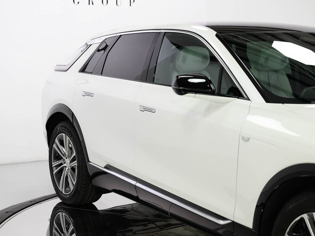 2025 Cadillac LYRIQ Luxury 2 $70K MSRP All Wheel Drive   - Photo 15 - Sarasota, FL 34243