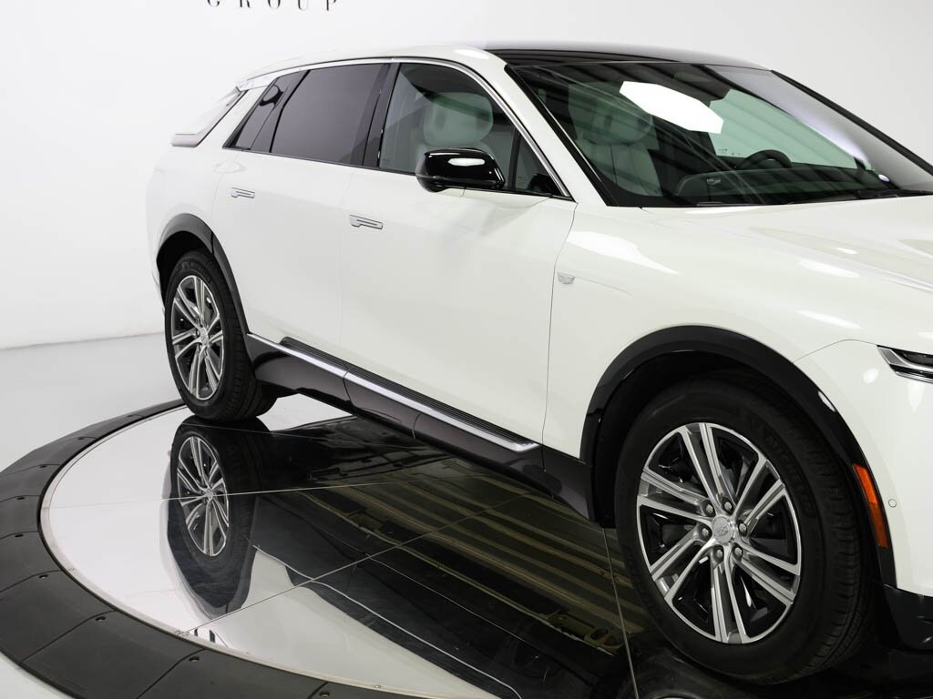 2025 Cadillac LYRIQ Luxury 2 $70K MSRP All Wheel Drive   - Photo 13 - Sarasota, FL 34243