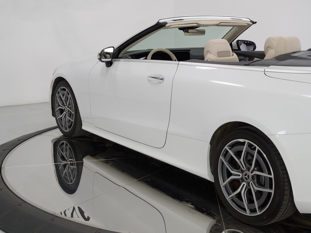 2022 Mercedes-Benz E450 4MATIC $83K MSRP AMG Line 19 " AMG Wheels   - Photo 34 - Sarasota, FL 34243