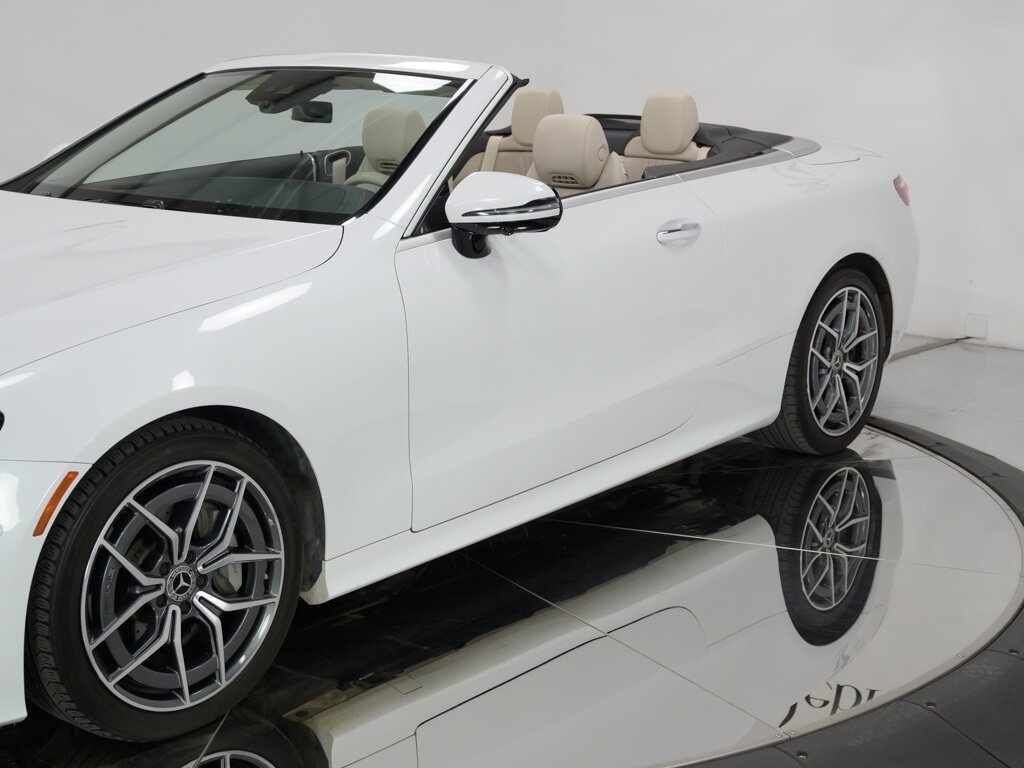 2022 Mercedes-Benz E450 4MATIC $83K MSRP AMG Line 19 " AMG Wheels   - Photo 23 - Sarasota, FL 34243
