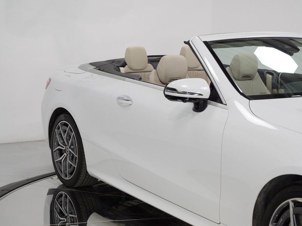 2022 Mercedes-Benz E450 4MATIC $83K MSRP AMG Line 19 " AMG Wheels   - Photo 25 - Sarasota, FL 34243