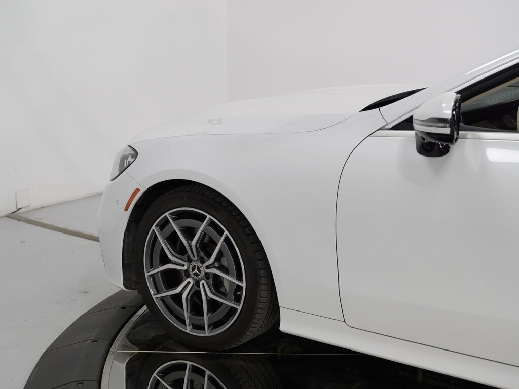 2022 Mercedes-Benz E450 4MATIC $83K MSRP AMG Line 19 " AMG Wheels   - Photo 27 - Sarasota, FL 34243