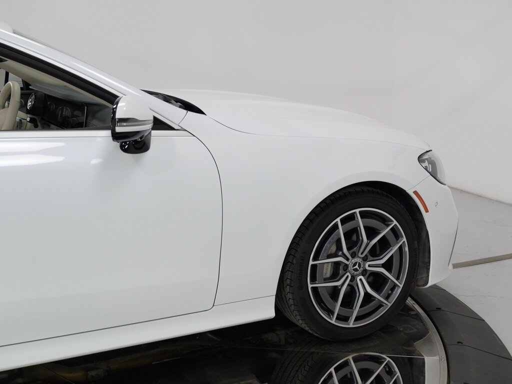 2022 Mercedes-Benz E450 4MATIC $83K MSRP AMG Line 19 " AMG Wheels   - Photo 26 - Sarasota, FL 34243