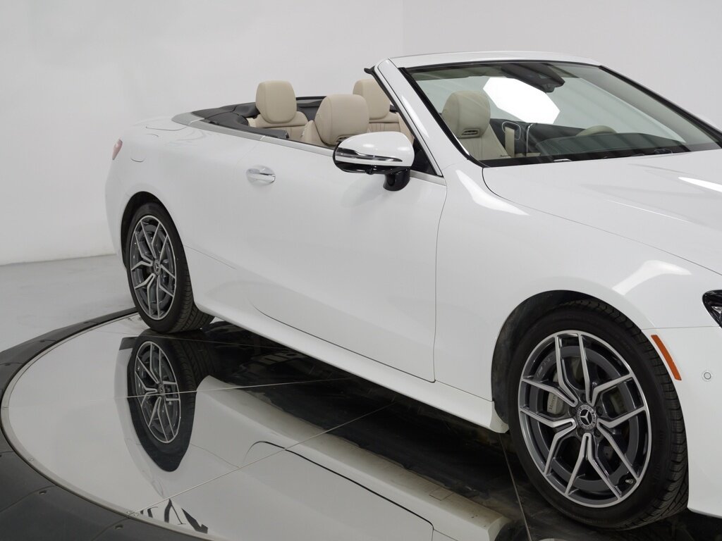 2022 Mercedes-Benz E450 4MATIC $83K MSRP AMG Line 19 " AMG Wheels   - Photo 22 - Sarasota, FL 34243