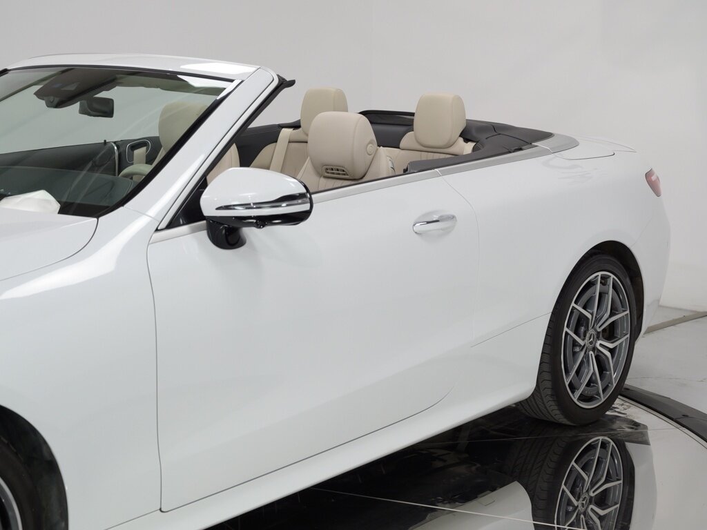 2022 Mercedes-Benz E450 4MATIC $83K MSRP AMG Line 19 " AMG Wheels   - Photo 24 - Sarasota, FL 34243