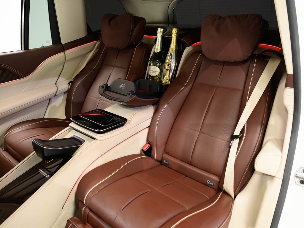 2022 Mercedes-Benz Maybach GLS 600 4MATIC Celebrity Black Optic Pkg   - Photo 75 - Sarasota, FL 34243