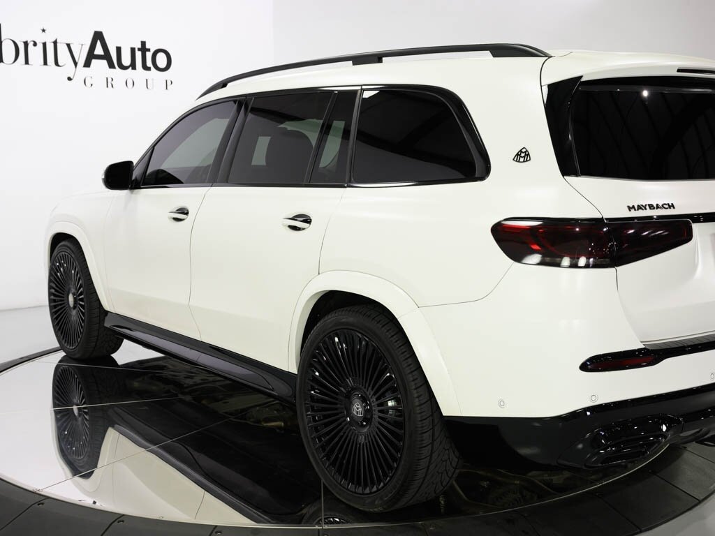 2022 Mercedes-Benz Maybach GLS 600 4MATIC Celebrity Black Optic Pkg   - Photo 23 - Sarasota, FL 34243