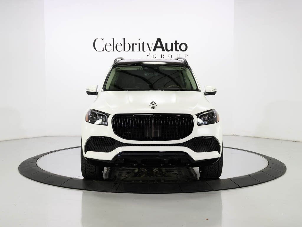 2022 Mercedes-Benz Maybach GLS 600 4MATIC Celebrity Black Optic Pkg   - Photo 11 - Sarasota, FL 34243
