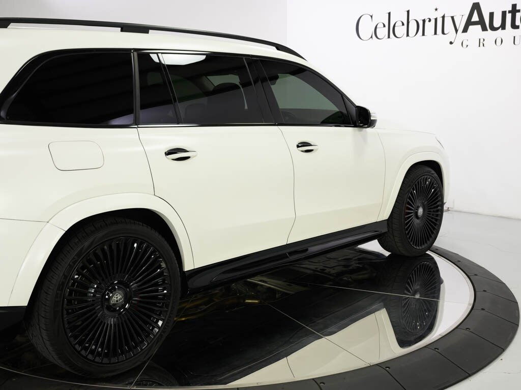 2022 Mercedes-Benz Maybach GLS 600 4MATIC Celebrity Black Optic Pkg   - Photo 24 - Sarasota, FL 34243
