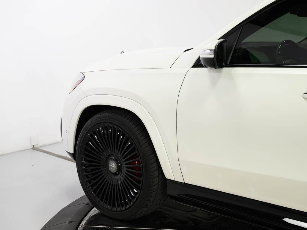 2022 Mercedes-Benz Maybach GLS 600 4MATIC Celebrity Black Optic Pkg   - Photo 18 - Sarasota, FL 34243