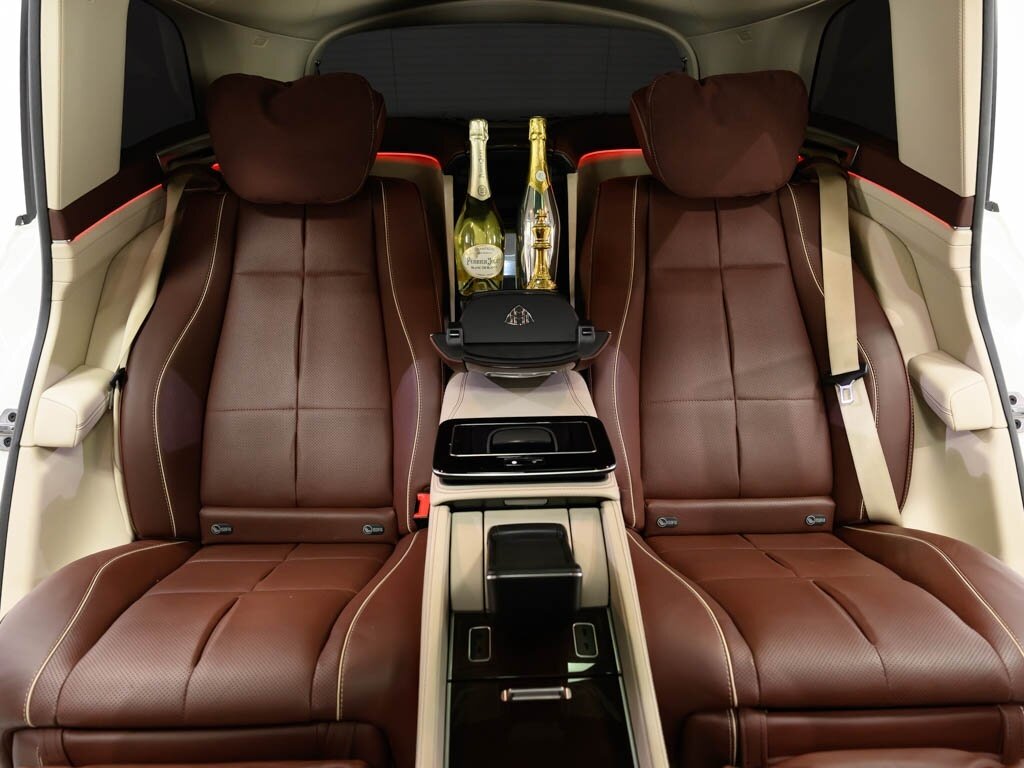 2022 Mercedes-Benz Maybach GLS 600 4MATIC Celebrity Black Optic Pkg   - Photo 74 - Sarasota, FL 34243
