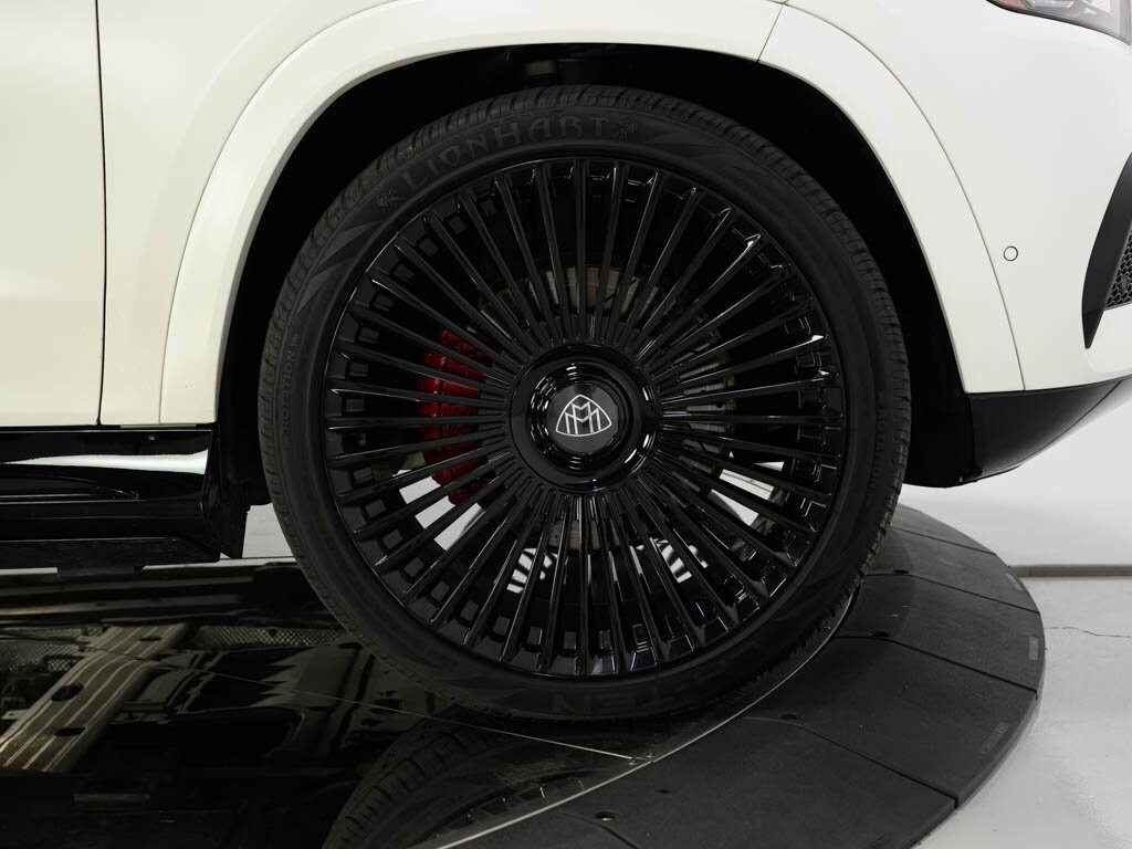 2022 Mercedes-Benz Maybach GLS 600 4MATIC Celebrity Black Optic Pkg   - Photo 36 - Sarasota, FL 34243