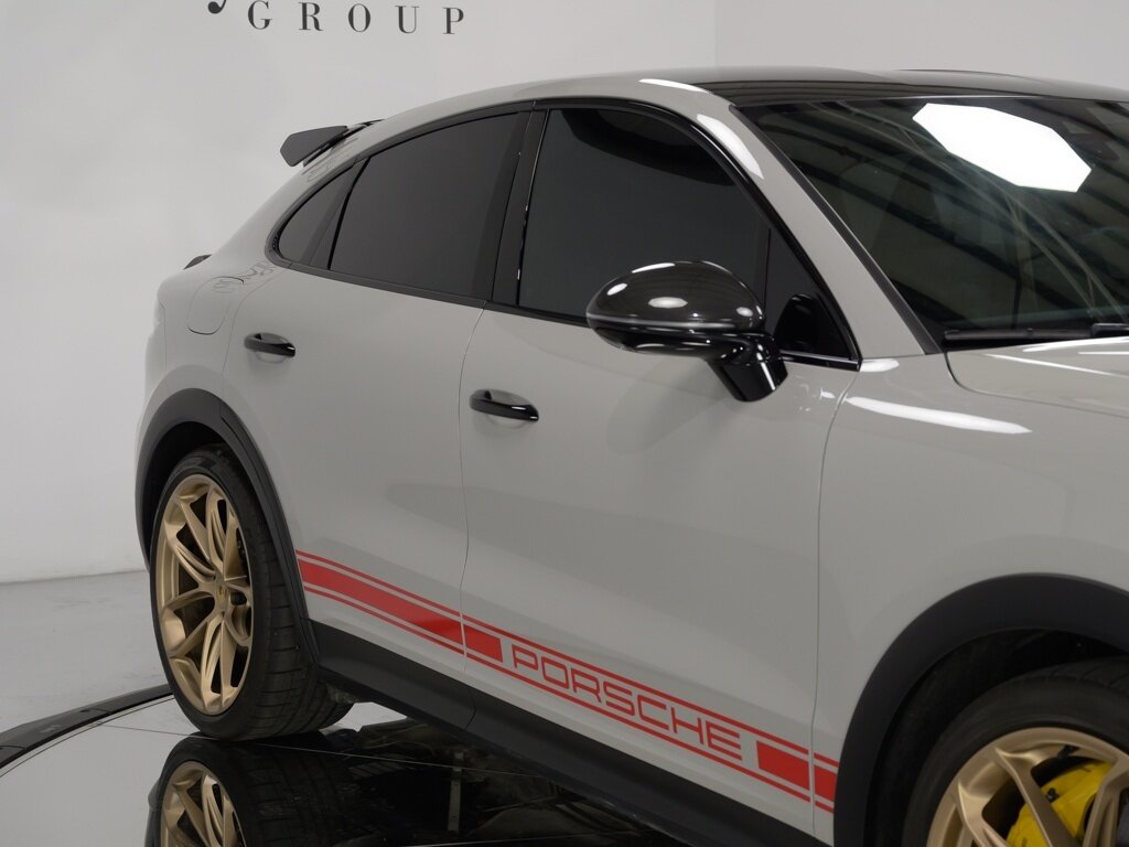 2022 Porsche Cayenne Turbo GT $215K MSRP Techart & Akrapovic Exhaust   - Photo 15 - Sarasota, FL 34243