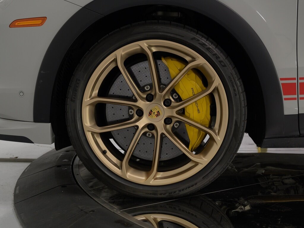 2022 Porsche Cayenne Turbo GT $215K MSRP Techart & Akrapovic Exhaust   - Photo 34 - Sarasota, FL 34243