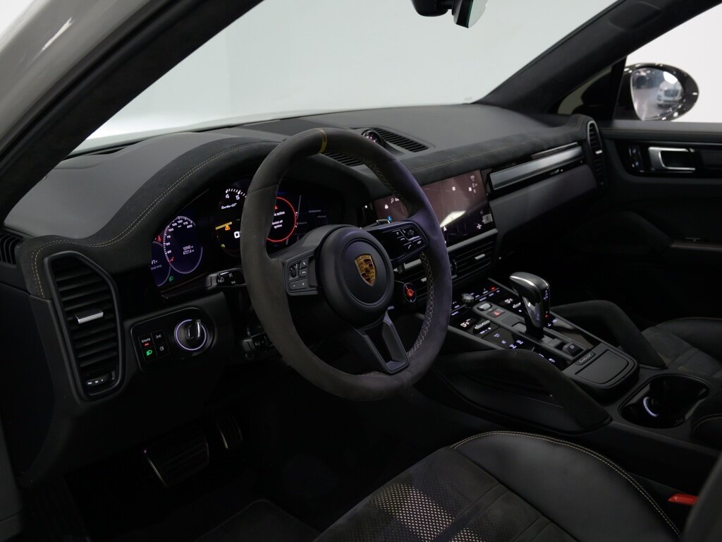 2022 Porsche Cayenne Turbo GT $215K MSRP Techart & Akrapovic Exhaust   - Photo 47 - Sarasota, FL 34243