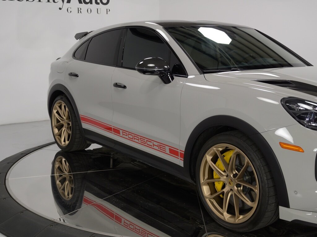 2022 Porsche Cayenne Turbo GT $215K MSRP Techart & Akrapovic Exhaust   - Photo 13 - Sarasota, FL 34243