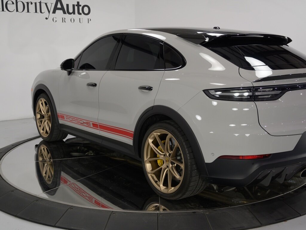 2022 Porsche Cayenne Turbo GT $215K MSRP Techart & Akrapovic Exhaust   - Photo 23 - Sarasota, FL 34243