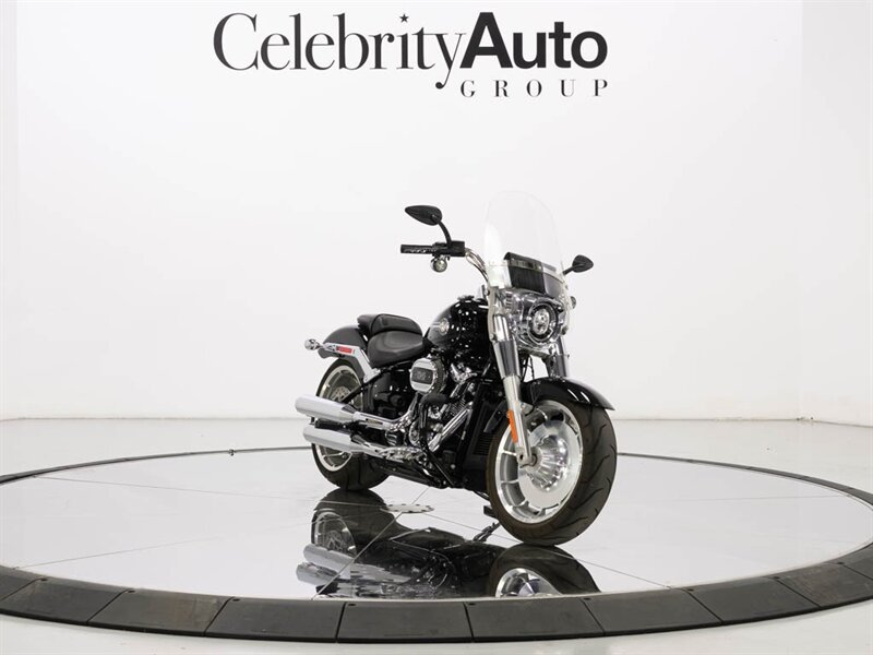 2022 Harley-Davidson Custom Fatboy 114 Lakester Wheels 240mm Rear Tire  