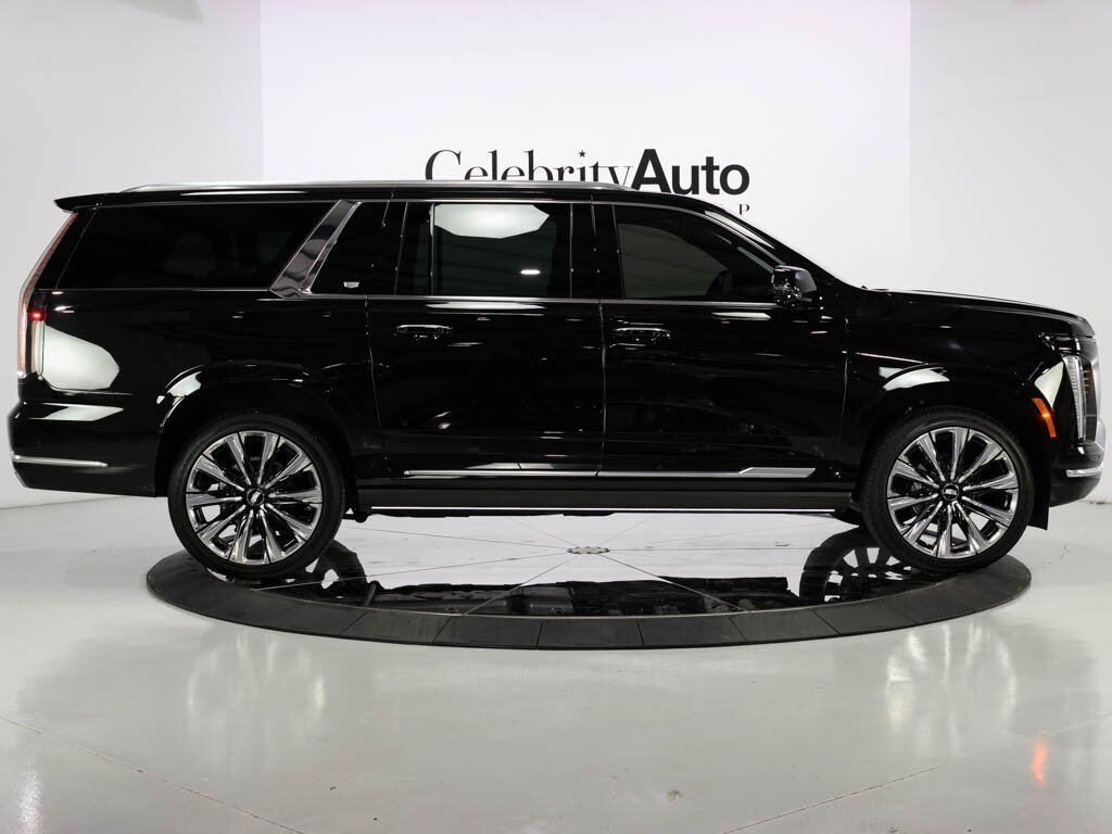 2025 Cadillac Escalade ESV Premium Luxury photo 6
