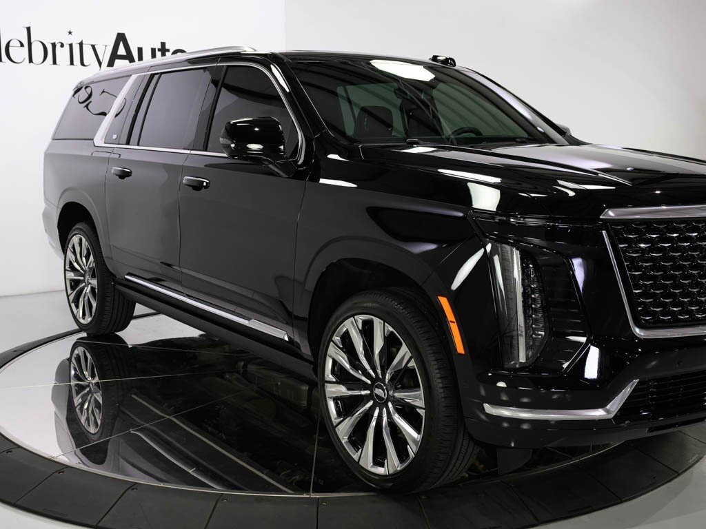 2025 Cadillac Escalade ESV Premium Luxury photo 8