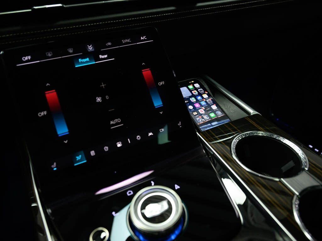2025 Cadillac Escalade ESV Premium Luxury photo 55