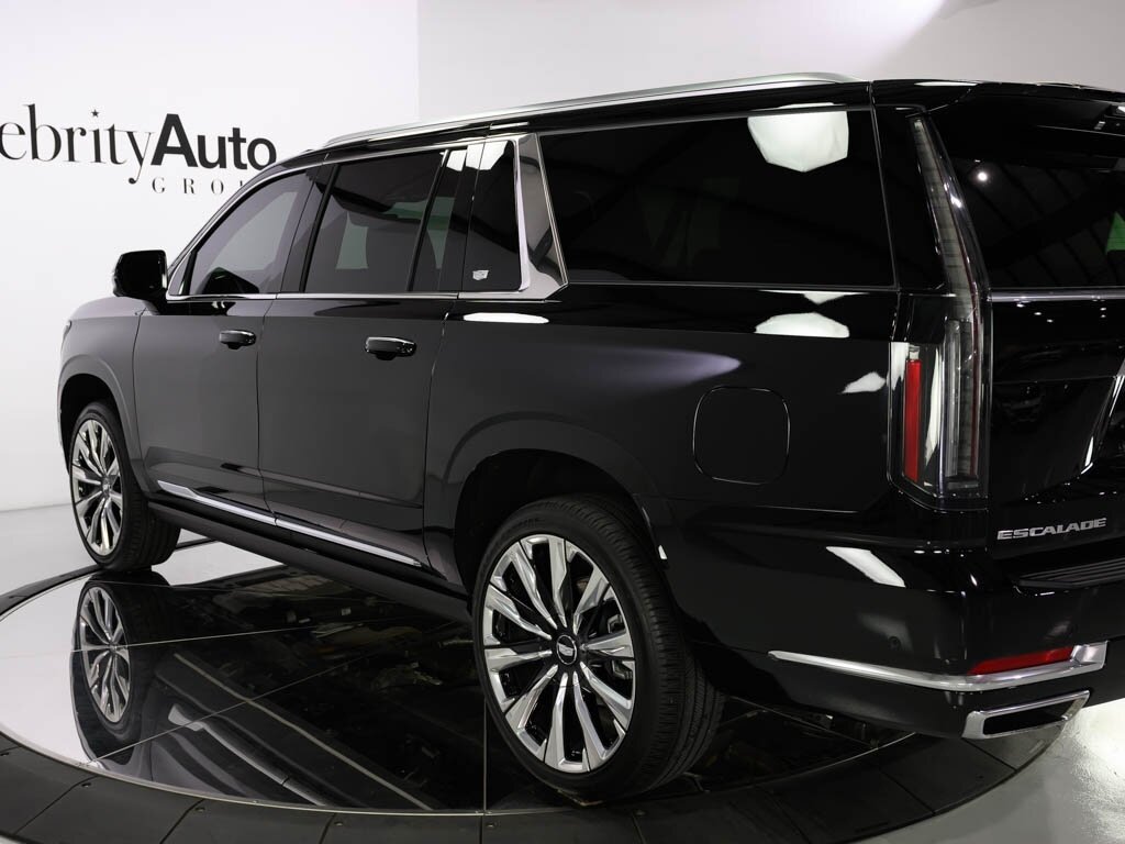 2025 Cadillac Escalade ESV Premium Luxury photo 21