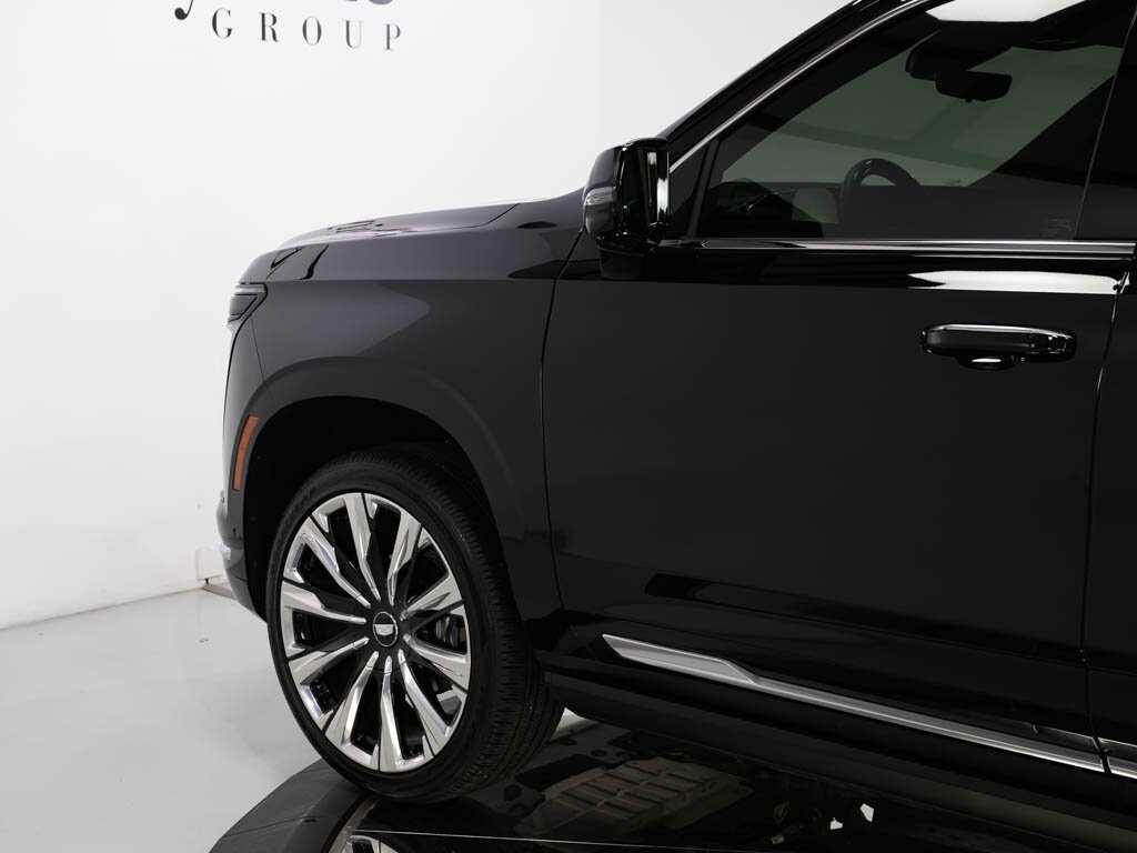 2025 Cadillac Escalade ESV Premium Luxury photo 16