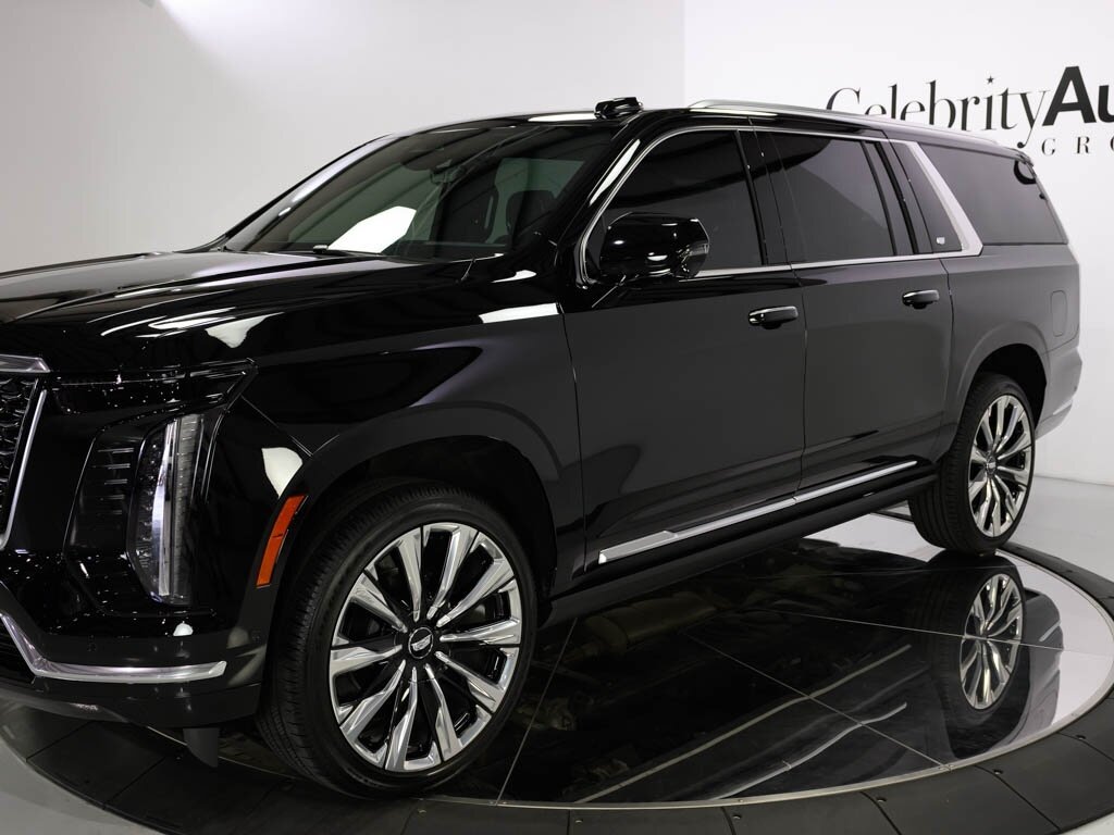 2025 Cadillac Escalade ESV Premium Luxury photo 10