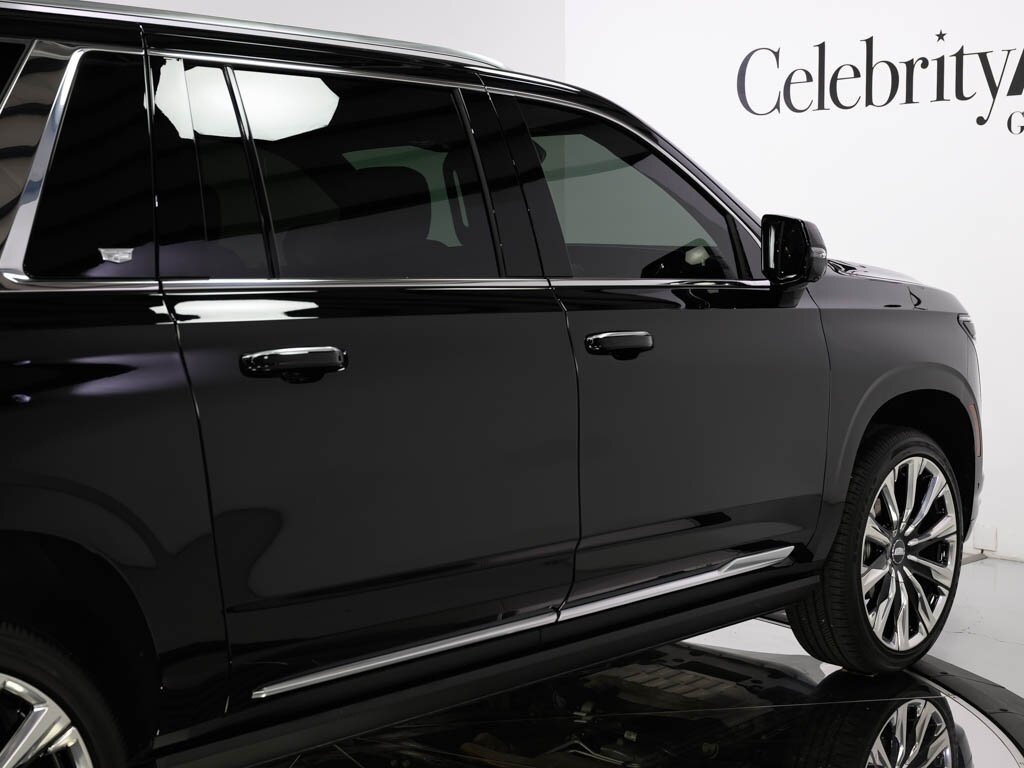 2025 Cadillac Escalade ESV Premium Luxury photo 24