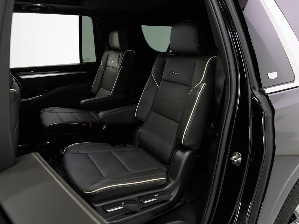 2025 Cadillac Escalade ESV Premium Luxury photo 43