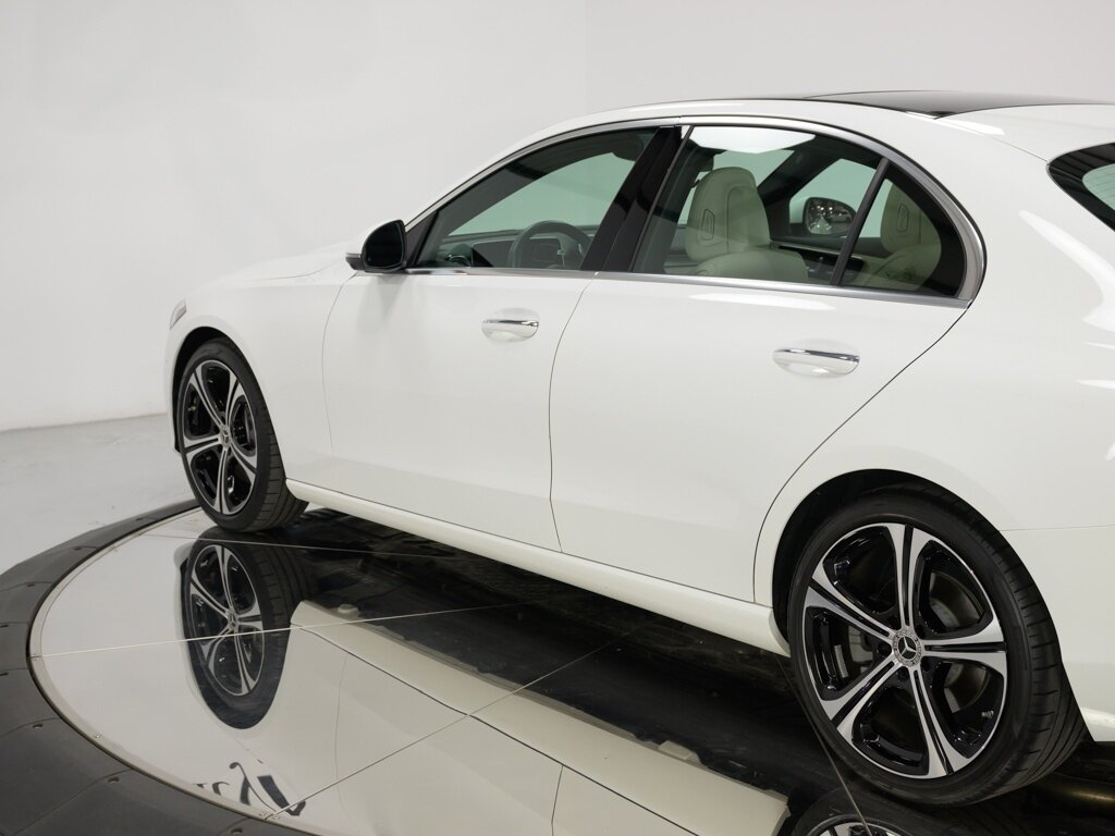 2023 Mercedes-Benz C300 $53K MSRP Exclusive Trim Pkg Drivers Assist   - Photo 25 - Sarasota, FL 34243