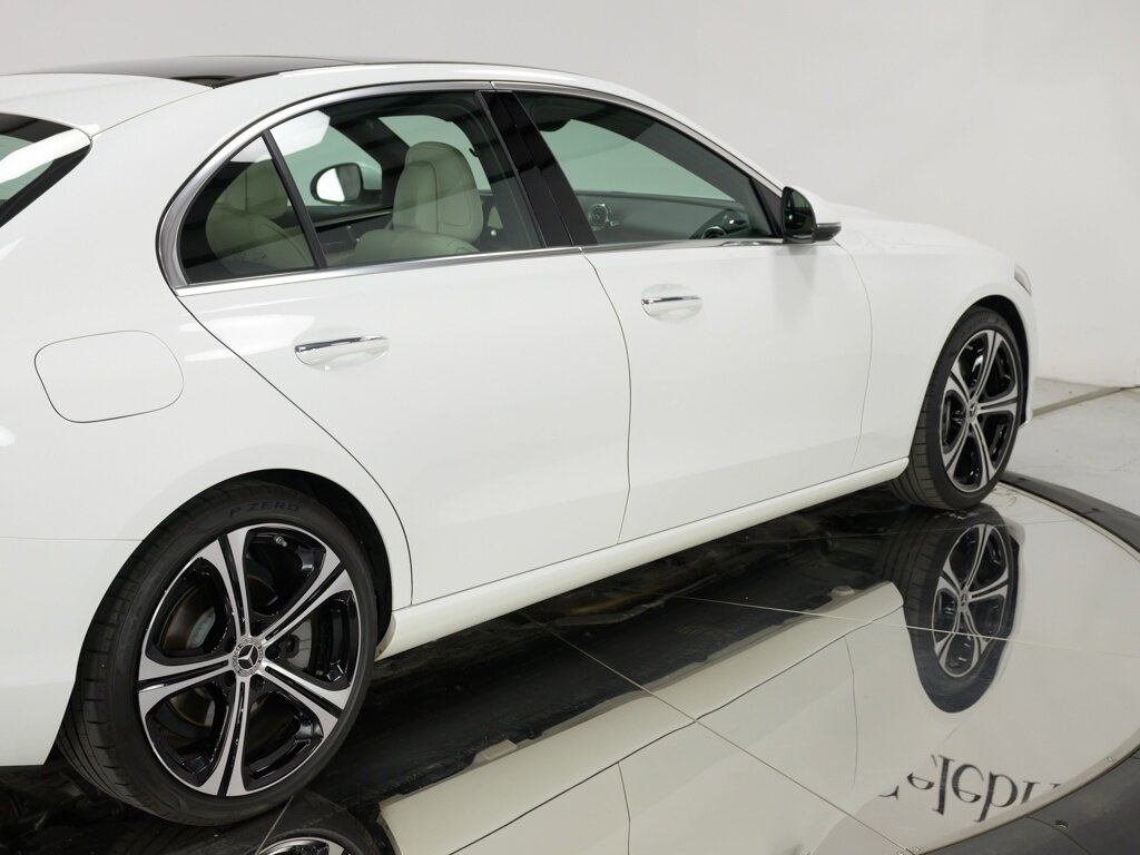 2023 Mercedes-Benz C300 $53K MSRP Exclusive Trim Pkg Drivers Assist   - Photo 24 - Sarasota, FL 34243