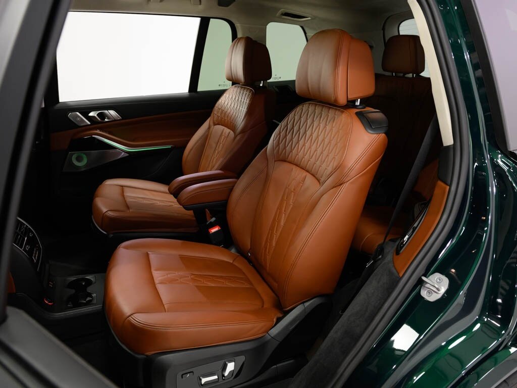 2024 BMW X7 Alpina XB7 $156K MSRP M Sport Exhaust 23 " Alpina Wheels   - Photo 46 - Sarasota, FL 34243