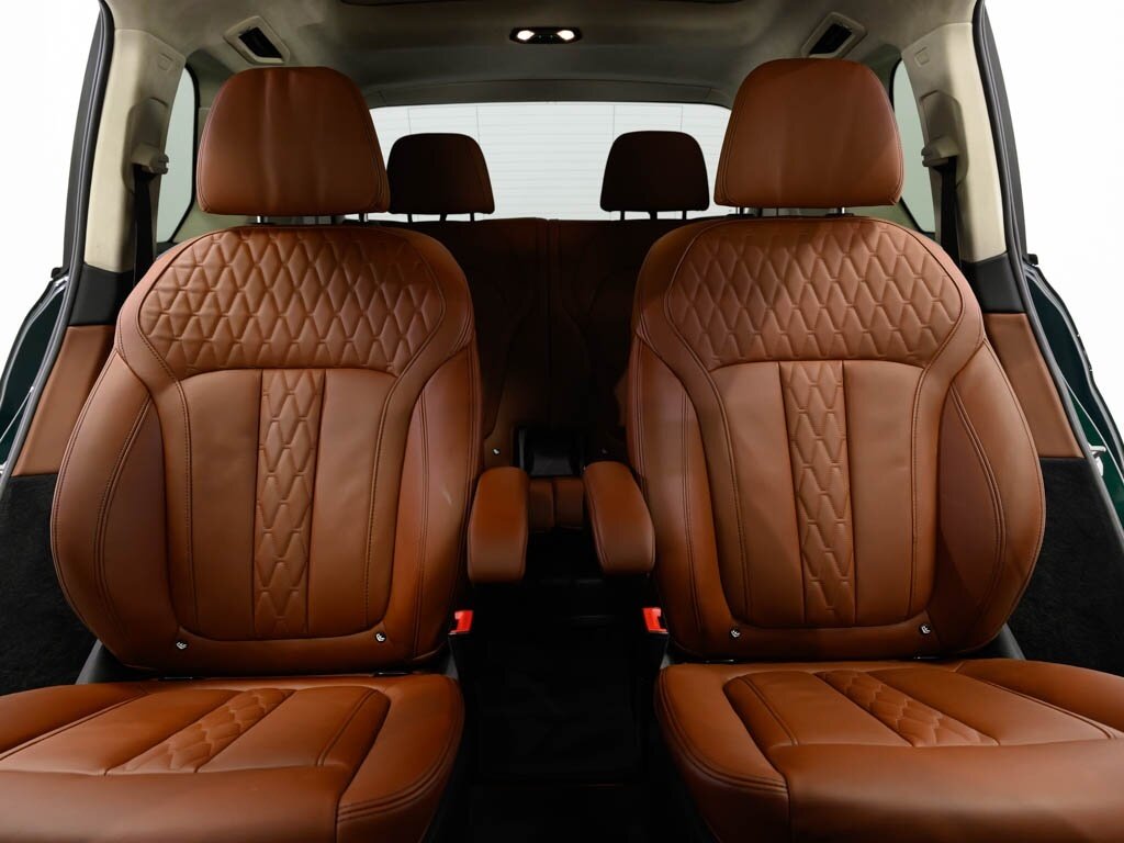 2024 BMW X7 Alpina XB7 $156K MSRP M Sport Exhaust 23 " Alpina Wheels   - Photo 45 - Sarasota, FL 34243