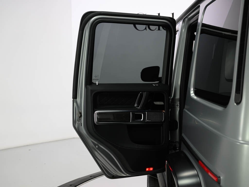 2025 Mercedes-Benz AMG G63 Exclusive Interior Plus Night Pkg Magno - Photo 40 - Sarasota, FL 34243