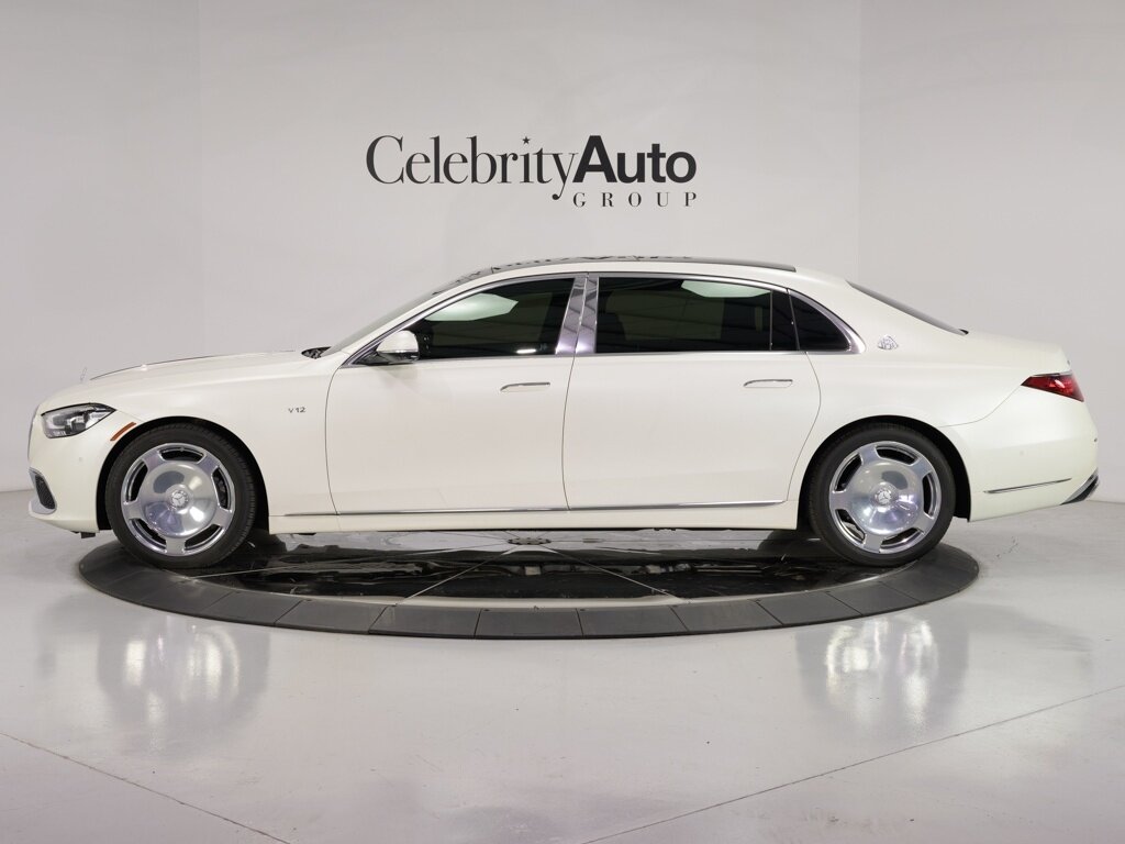 2022 Mercedes-Benz Maybach S680 4MATIC $235K MSRP   - Photo 4 - Sarasota, FL 34243