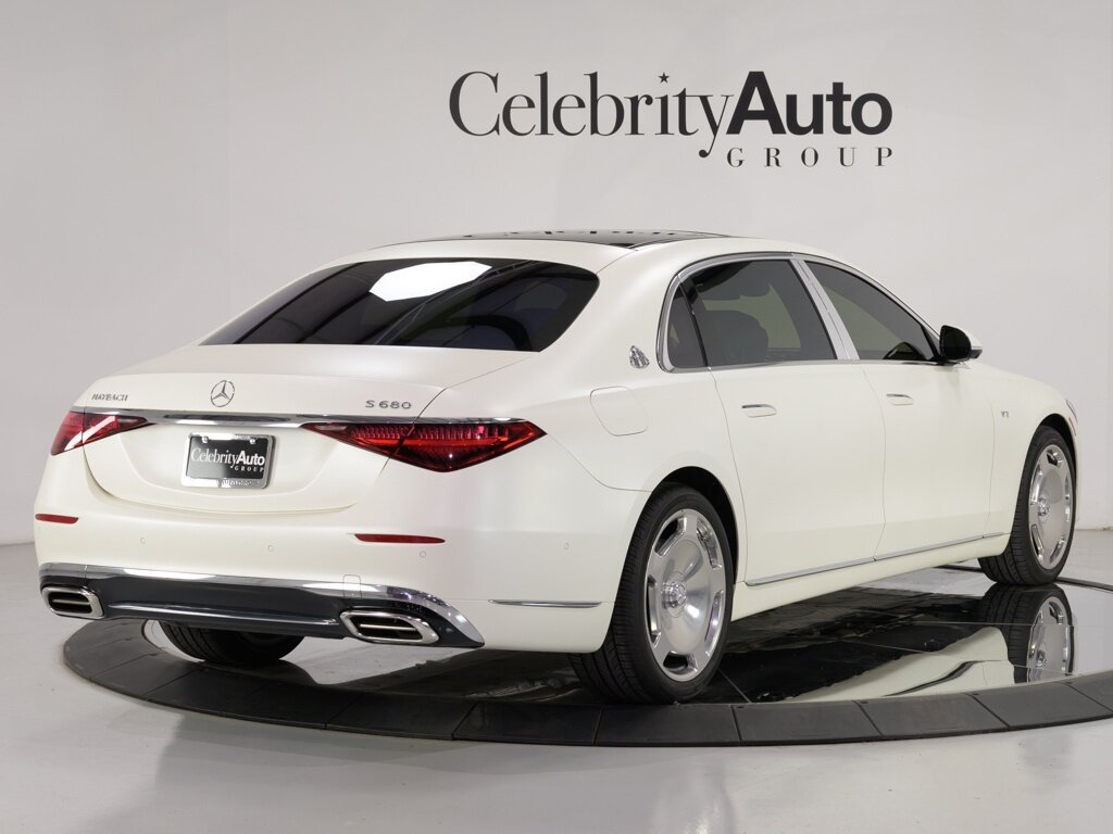 2022 Mercedes-Benz Maybach S680 4MATIC $235K MSRP   - Photo 7 - Sarasota, FL 34243