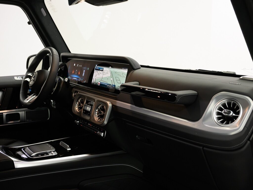 2025 Mercedes-Benz AMG G63 Exclusive Int Pkg Plus AMG Night Pkg Plus - Photo 65 - Sarasota, FL 34243
