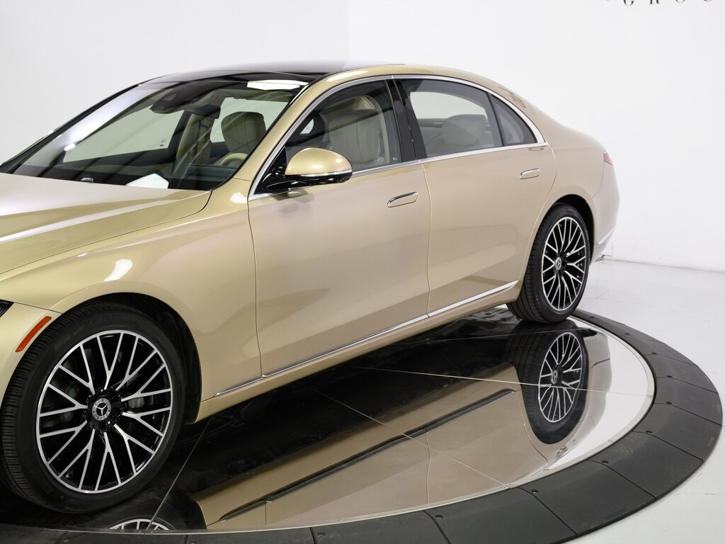 2023 Mercedes-Benz S500 4MATIC $121K MSRP Multicontour Front Seats - Photo 14 - Sarasota, FL 34243