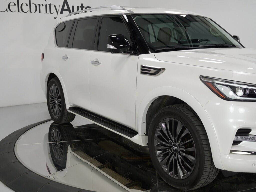 2024 INFINITI QX80 Premium Select 4WD $85K MSRP   - Photo 13 - Sarasota, FL 34243