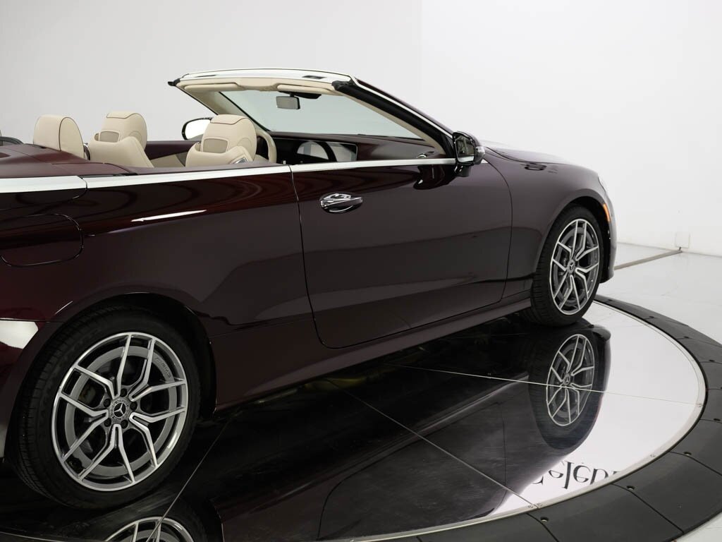 2022 Mercedes-Benz E450 4MATIC $91K MSRP AMG Line Driver Assist   - Photo 33 - Sarasota, FL 34243