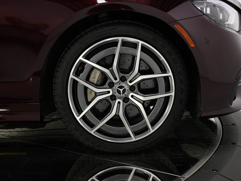 2022 Mercedes-Benz E450 4MATIC $91K MSRP AMG Line Driver Assist   - Photo 41 - Sarasota, FL 34243
