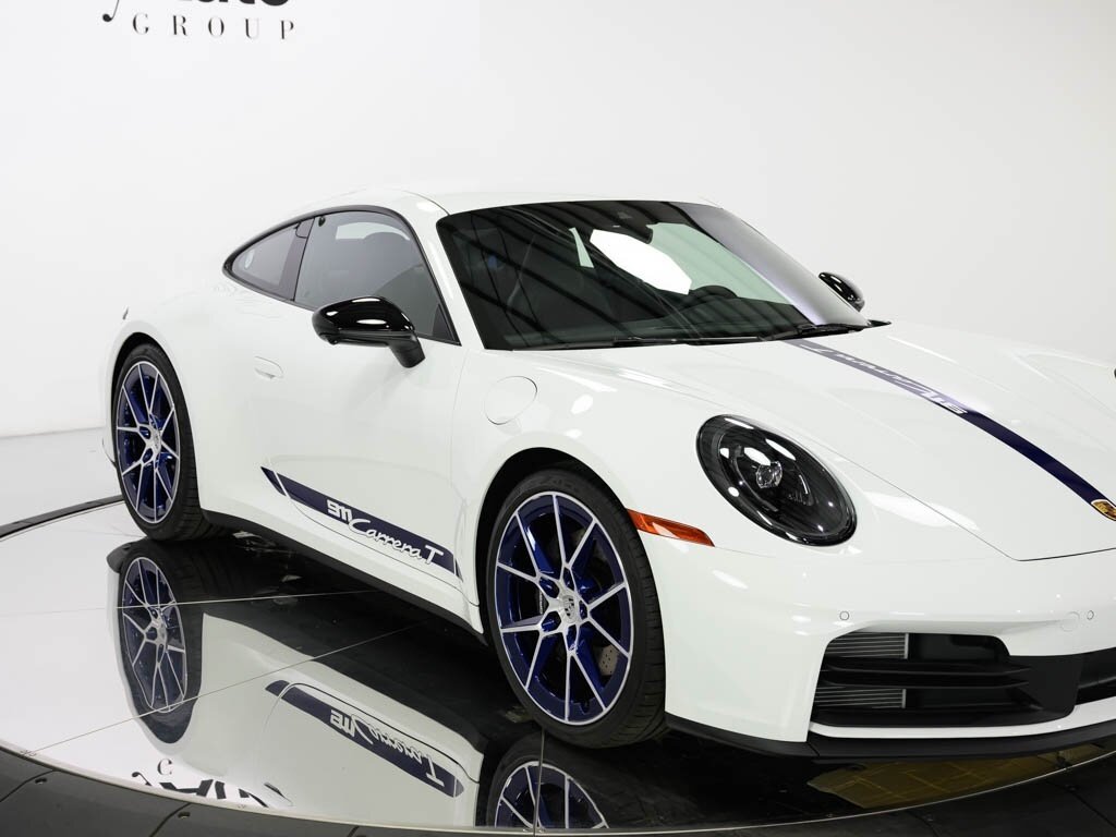 2025 Porsche 911 Carrera T Front Axle Lift 6-speed Manual Trans - Photo 10 - Sarasota, FL 34243